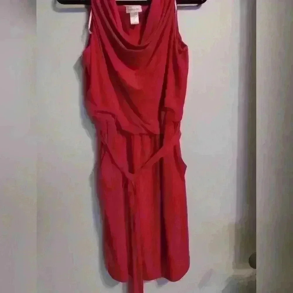 Monroe & Main women's dark pink with pockets comfy dress